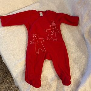 Newborn Gap fleece onesie
